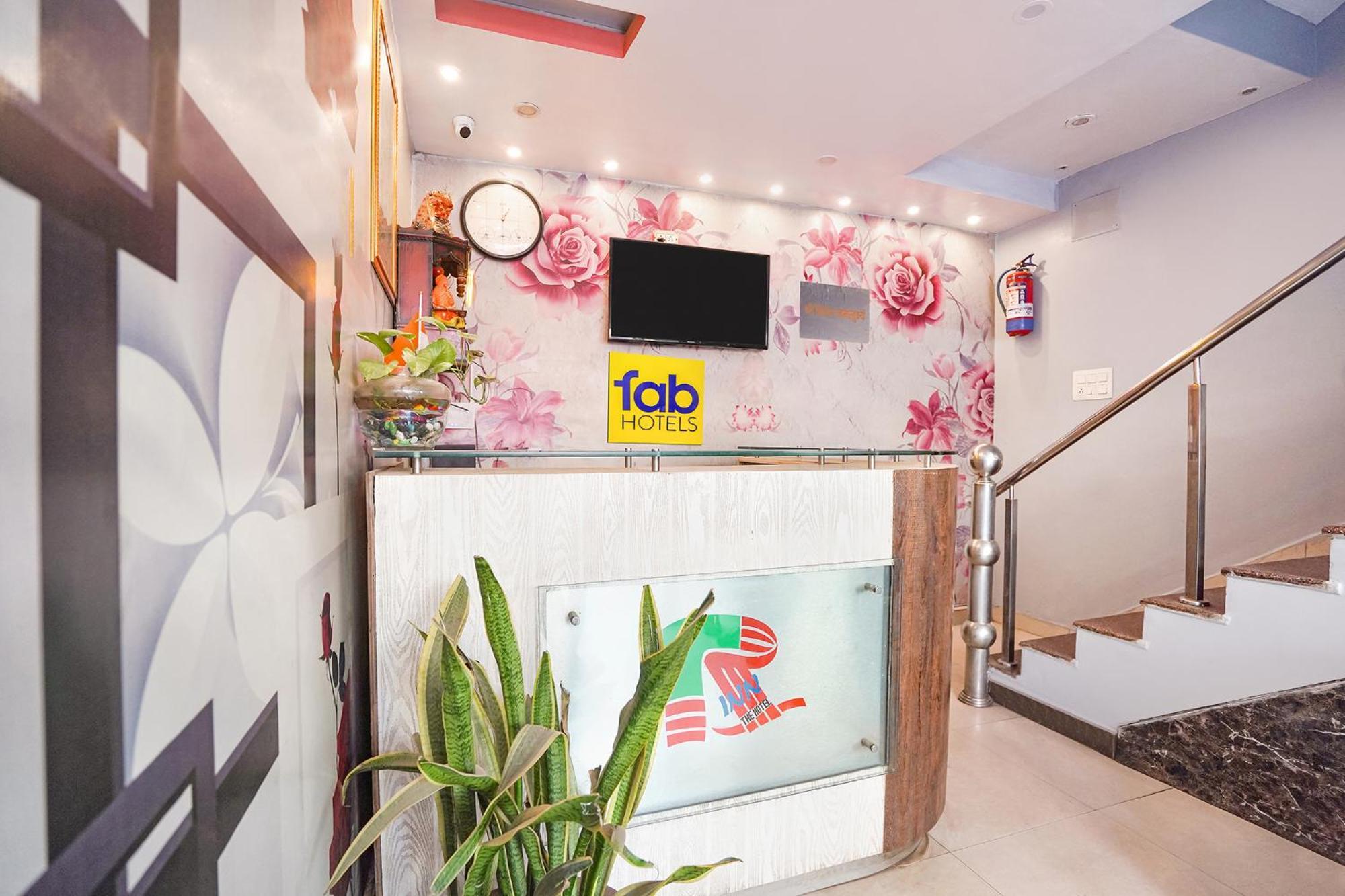 Fabexpress R Inn - Nr Prayagraj Railway Station Muthiganj Dış mekan fotoğraf